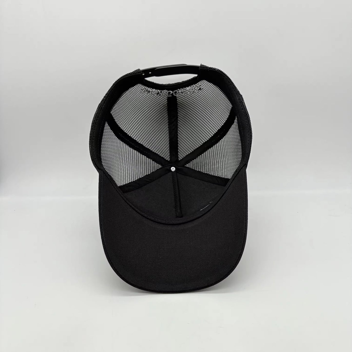 TC COOLERS BRANDED TRUCKER CAP